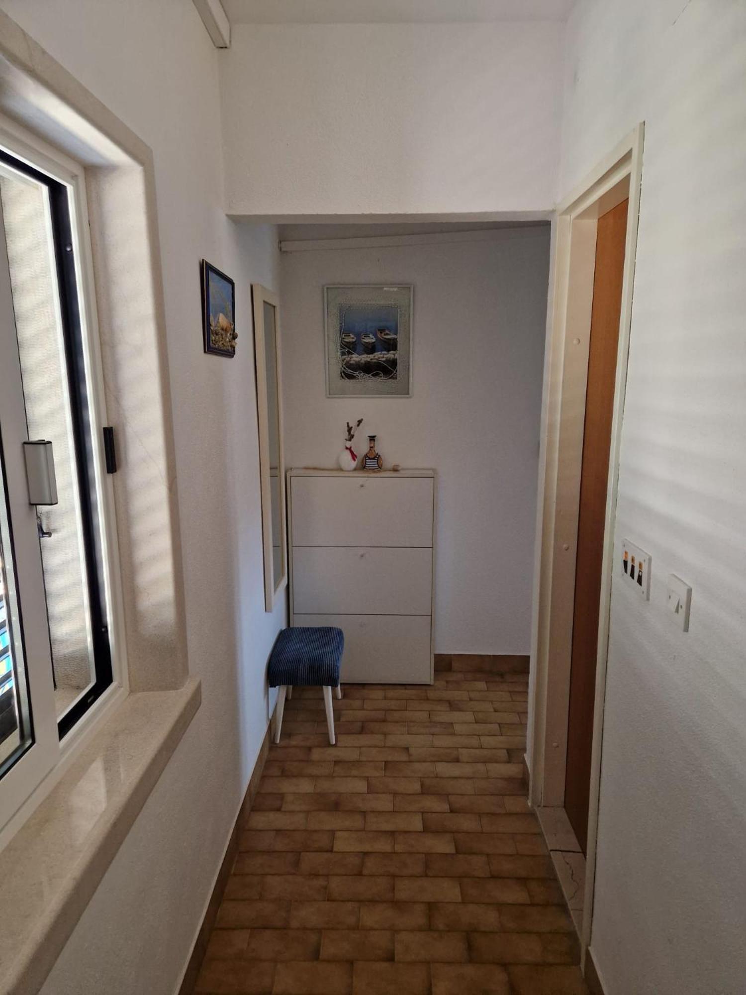 Studio Apartment Riva Сумартин Екстериор снимка
