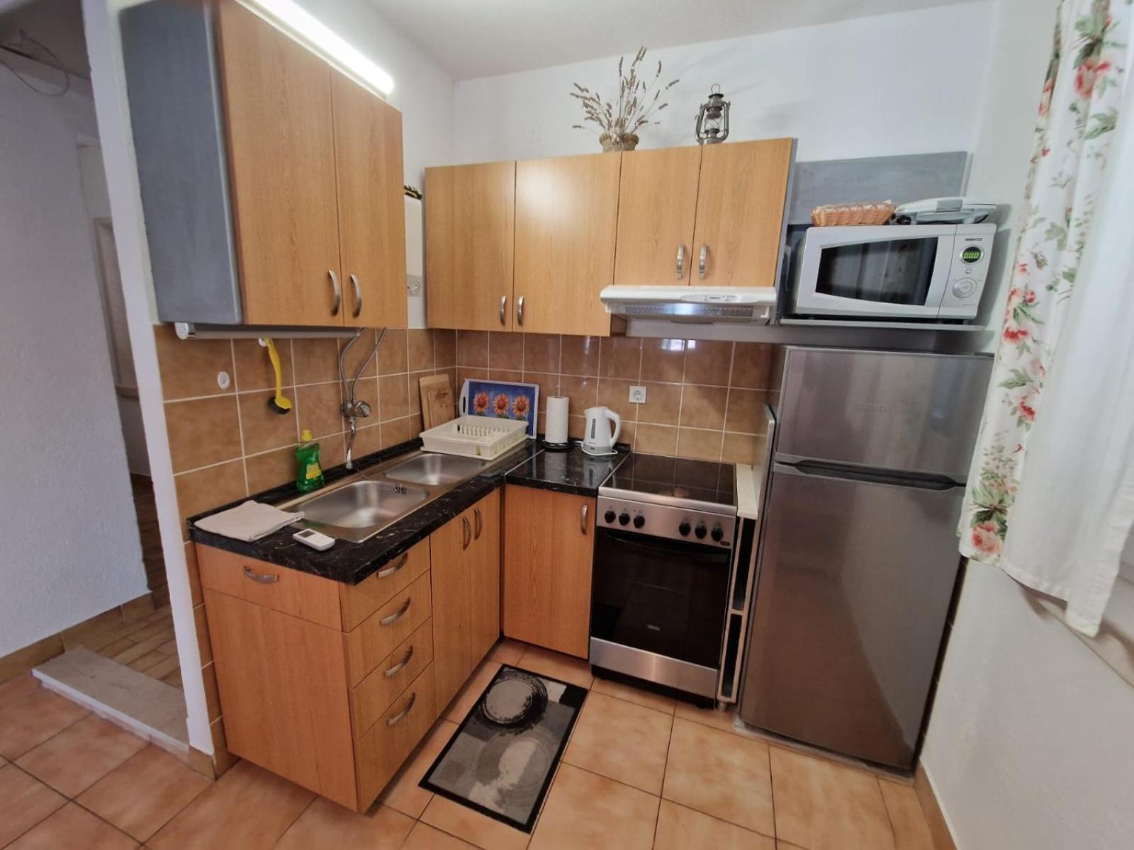Studio Apartment Riva Сумартин Екстериор снимка